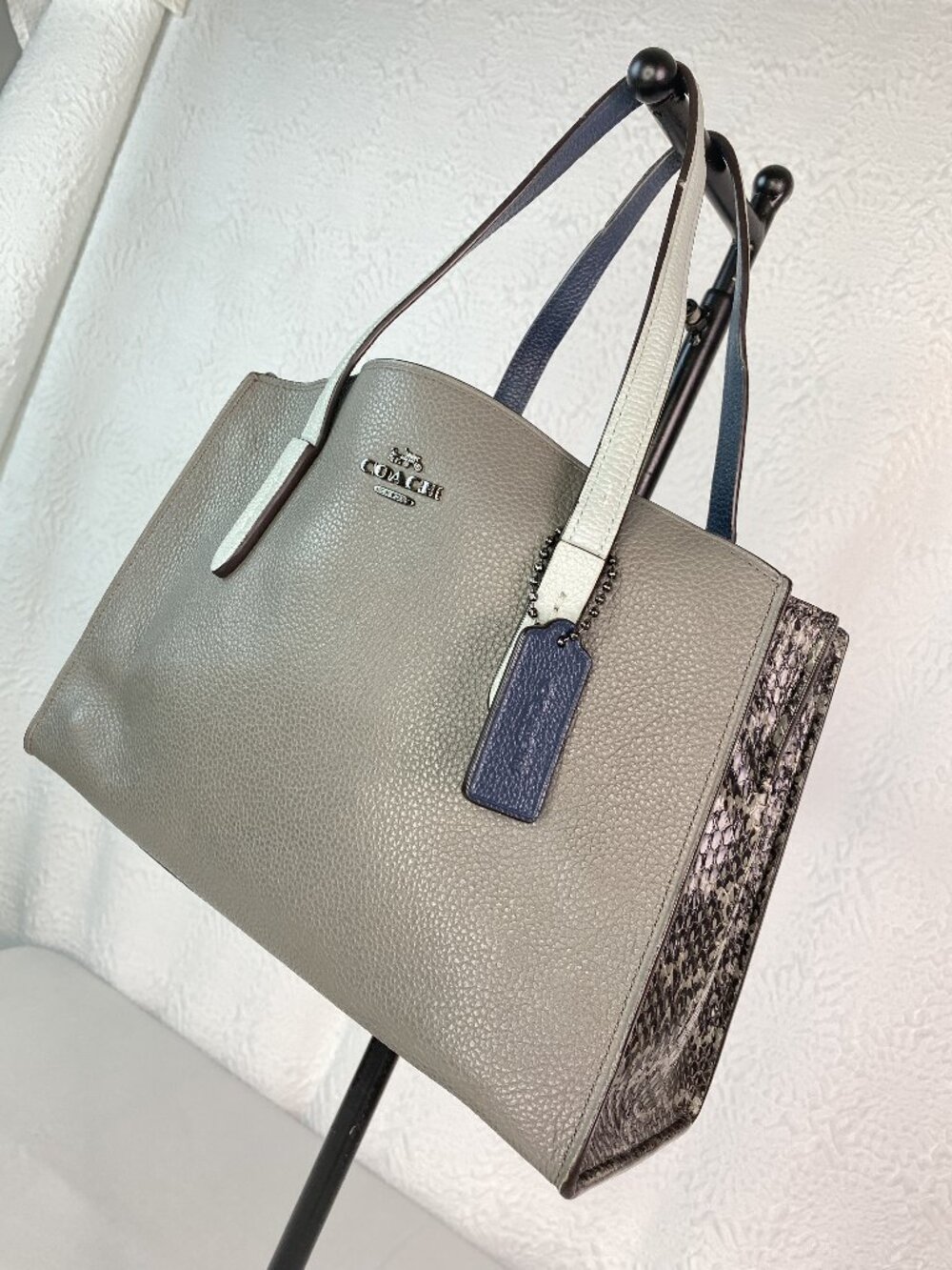 Coach Charlie Carryall 28 Colorblock Snakeskin Detail 31740 🩶 Marlowe